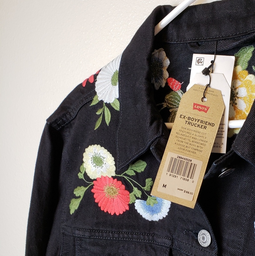 Levi's Ex-Boyfriend Trucker Black Jacket Ani Style - Picture 8 of 8